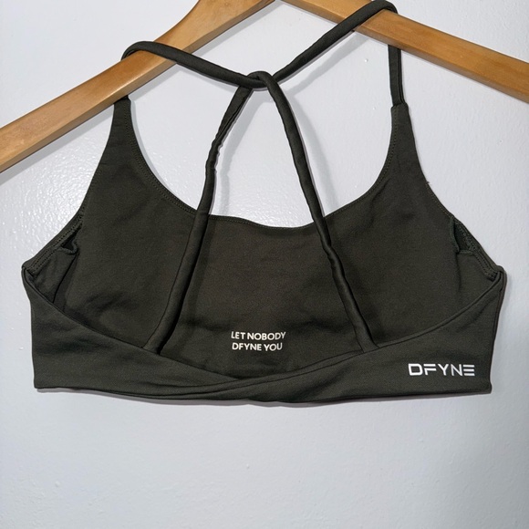 DFYNE Top - Picture 2 of 3